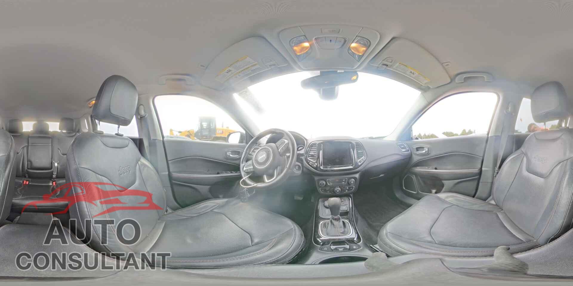 JEEP COMPASS 2018 - 3C4NJDCB7JT341603