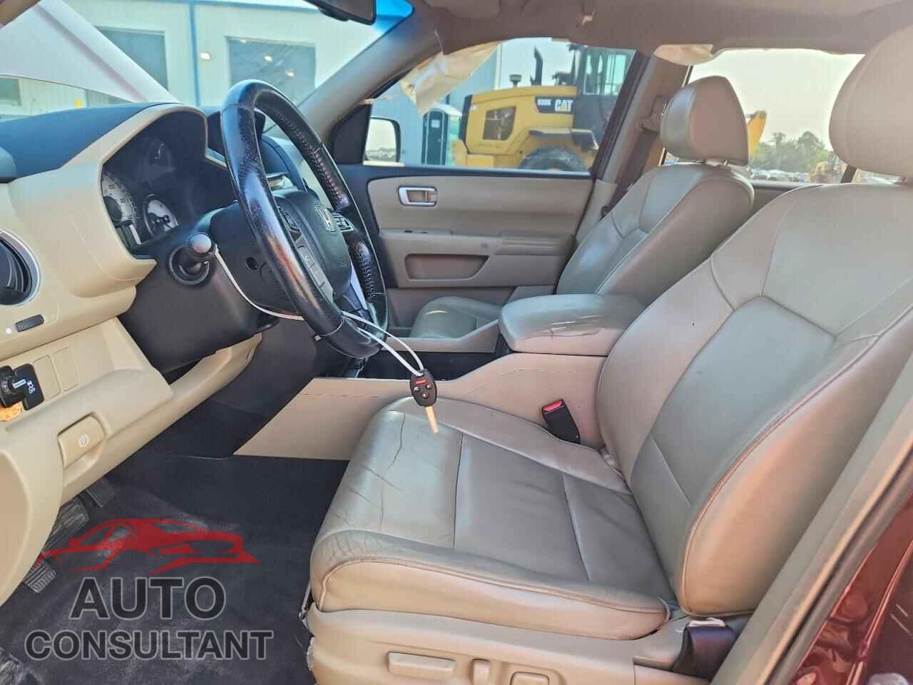 HONDA PILOT 2013 - 5FNYF4H53DB005404