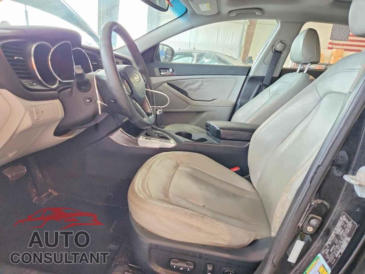 KIA OPTIMA 2011 - KNAGN4A72B5099720