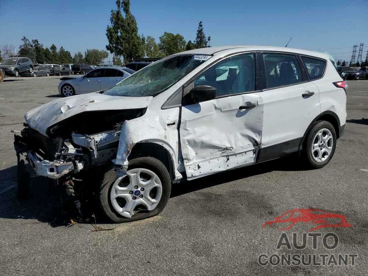 FORD ESCAPE 2018 - 1FMCU0F73JUC87216