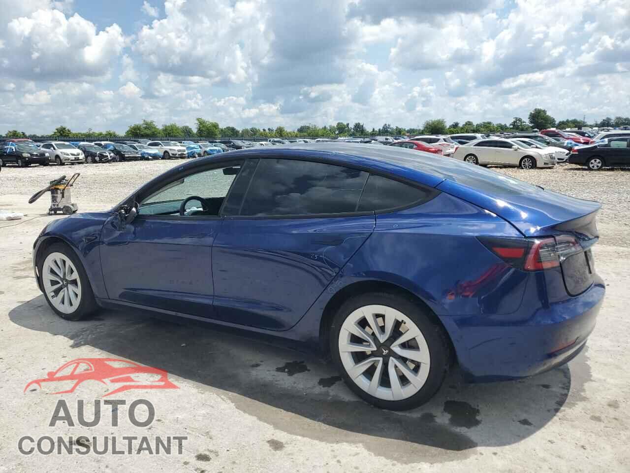 TESLA MODEL 3 2023 - 5YJ3E1EAXPF494918