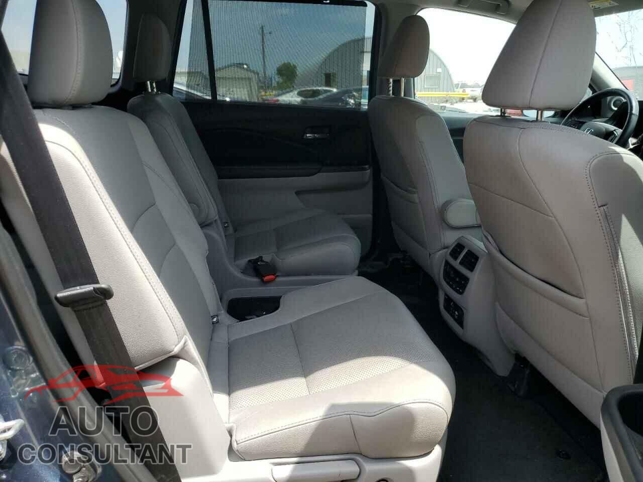 HONDA PILOT 2020 - 5FNYF6H02LB012438