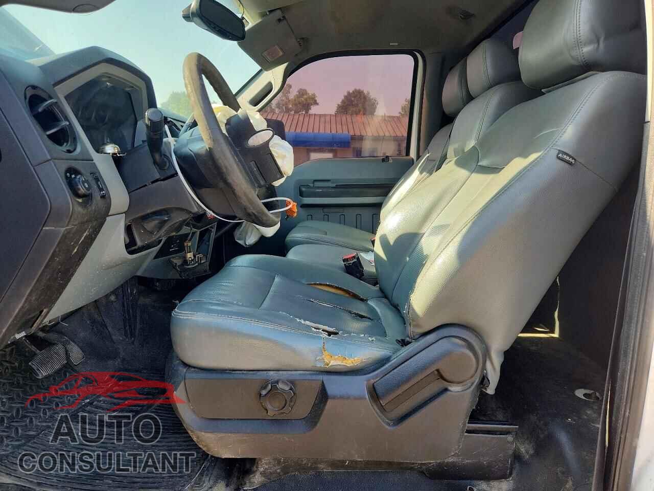FORD F250 2012 - 1FTBF2A64CEC57417