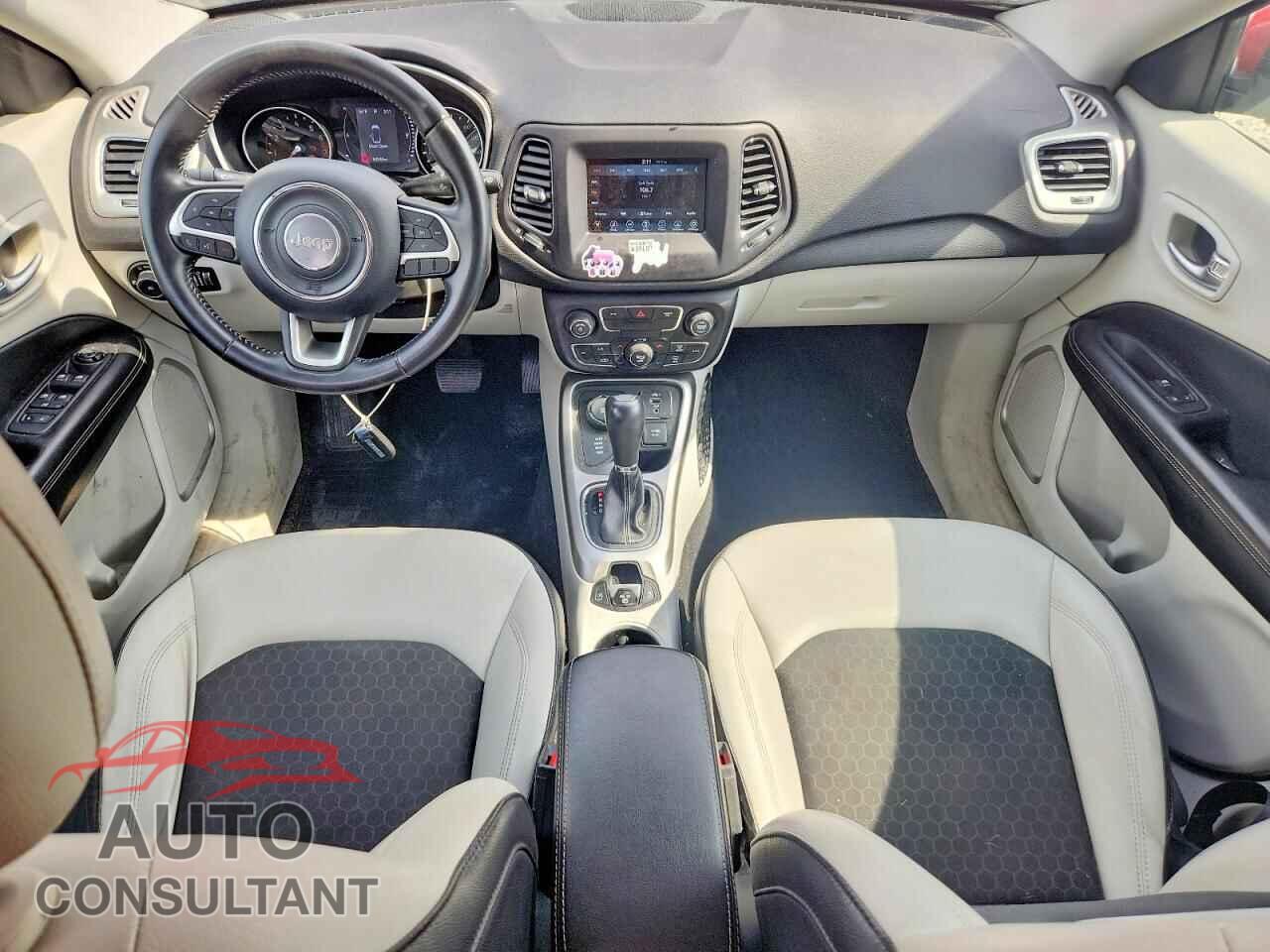 JEEP COMPASS 2019 - 3C4NJDBB6KT686110