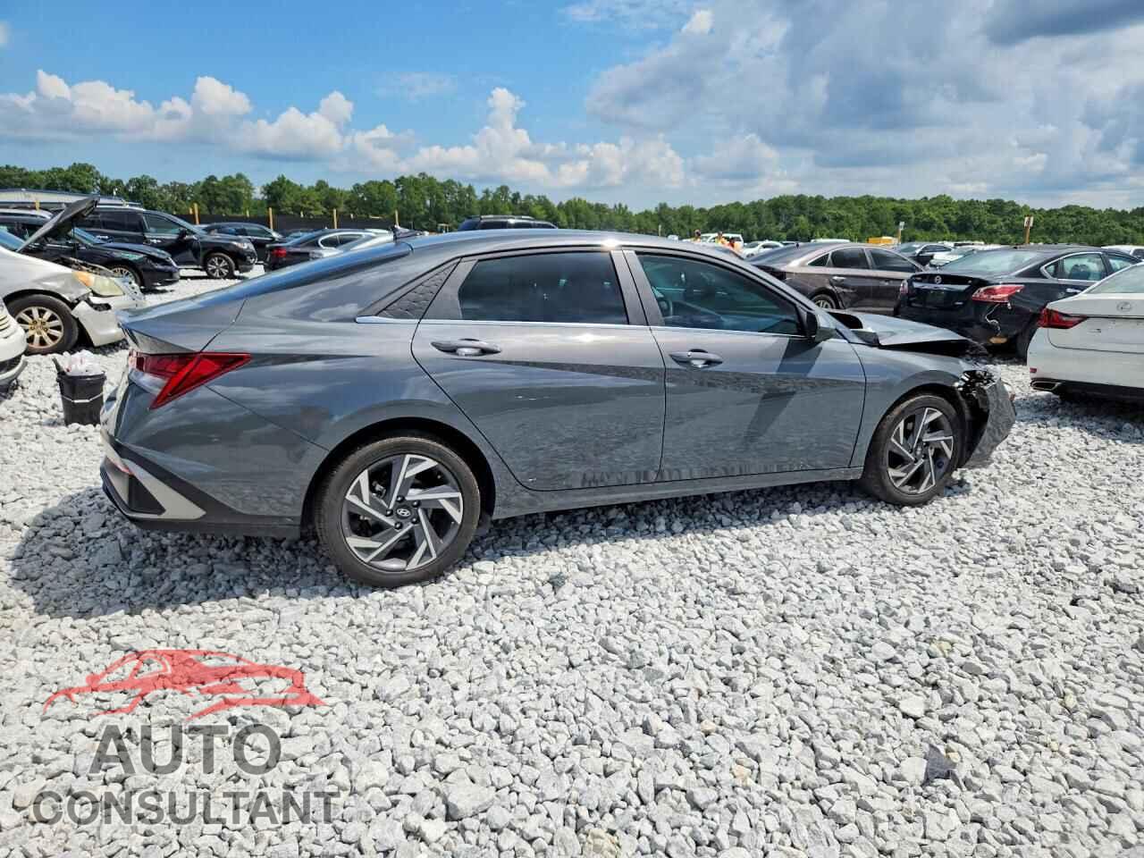 HYUNDAI ELANTRA 2025 - KMHLS4DG5SU874745