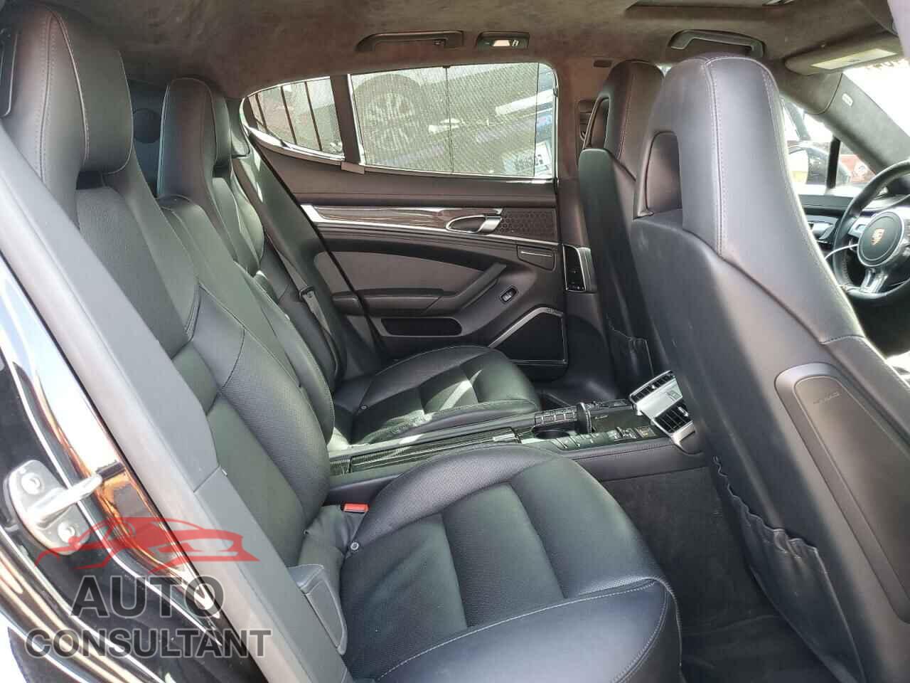 PORSCHE PANAMERA 2014 - WP0AC2A72EL073234