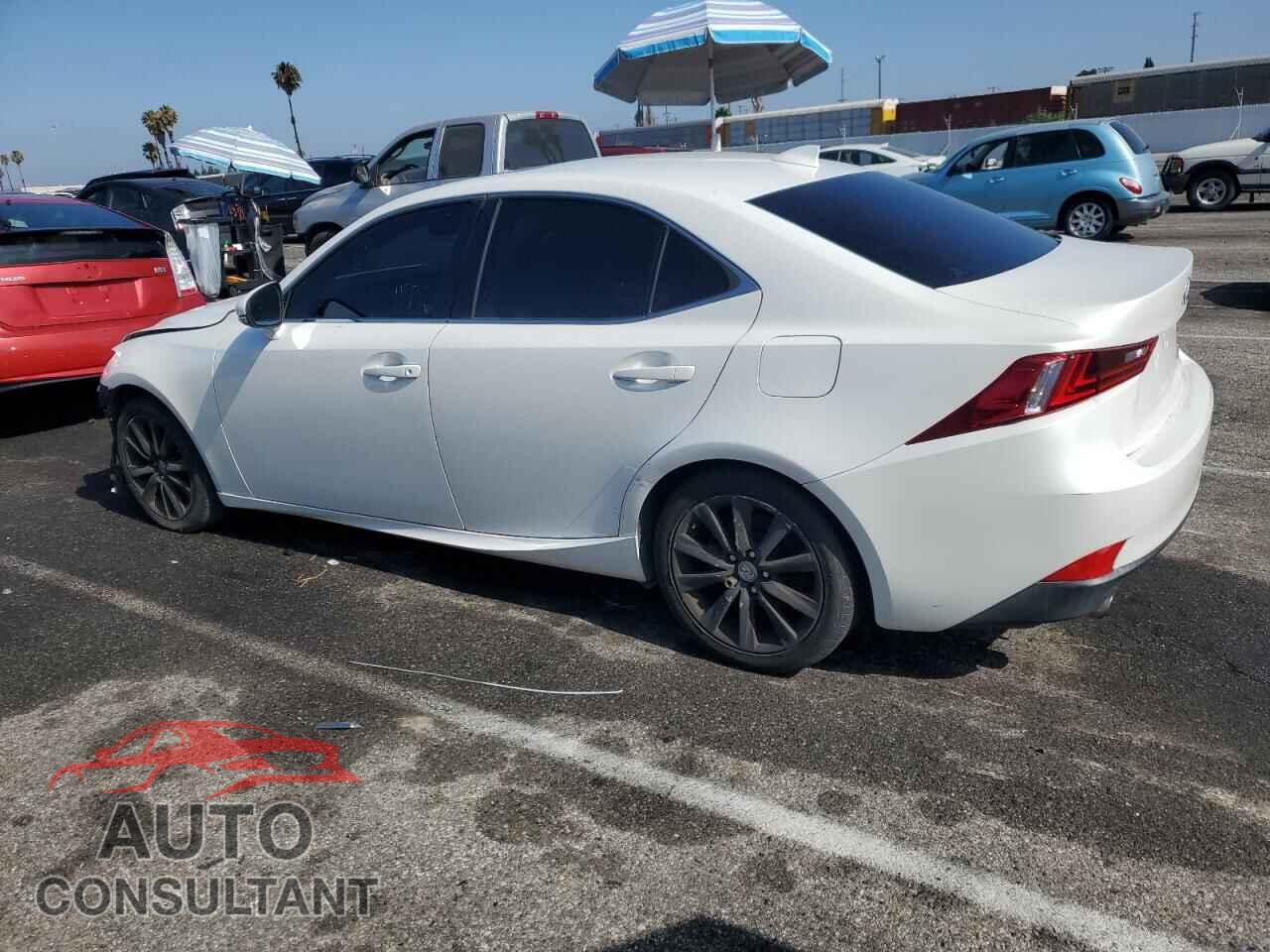 LEXUS IS 2015 - JTHBF1D20F5080046