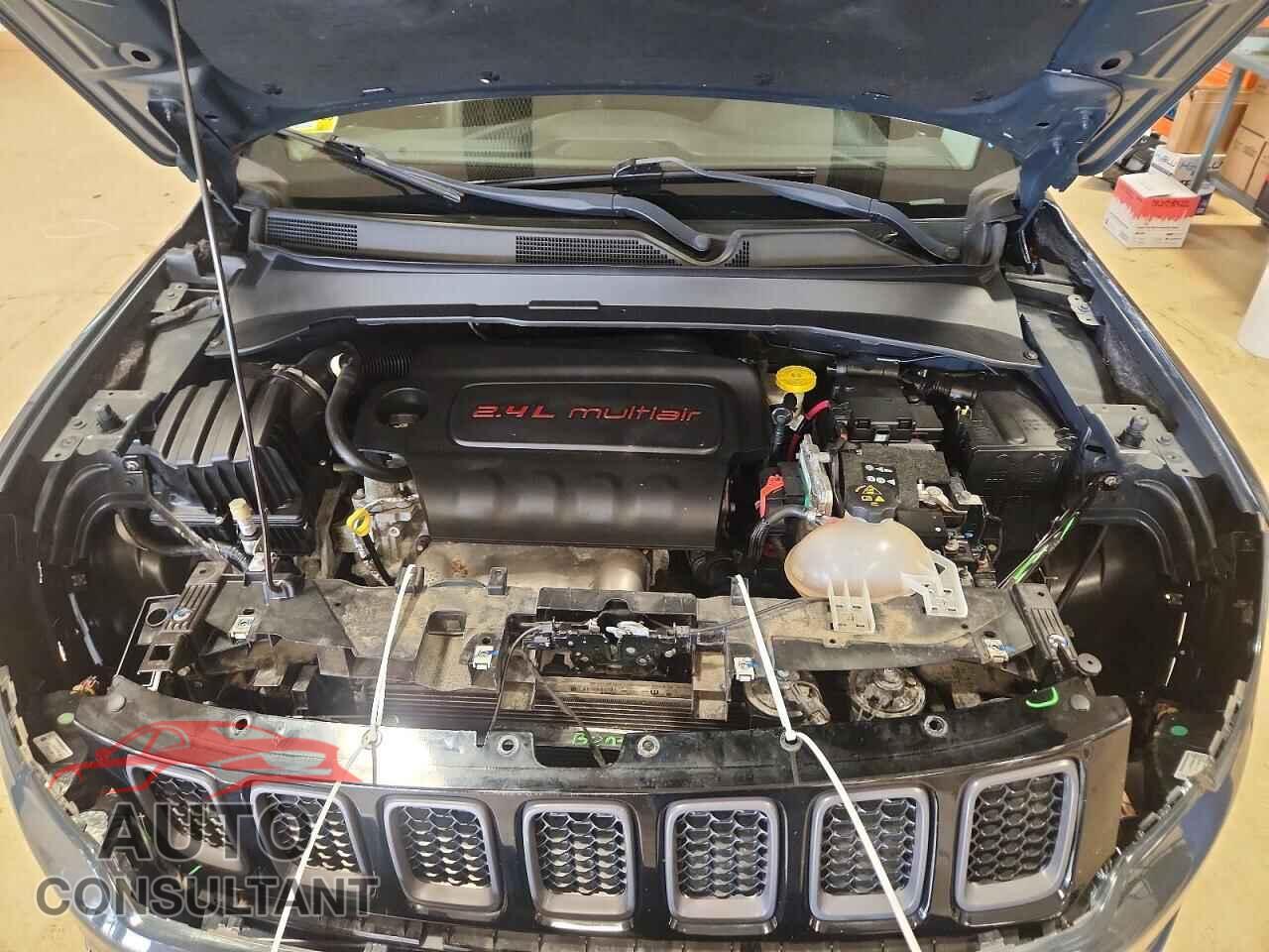 JEEP COMPASS 2017 - 3C4NJDDB2HT640487