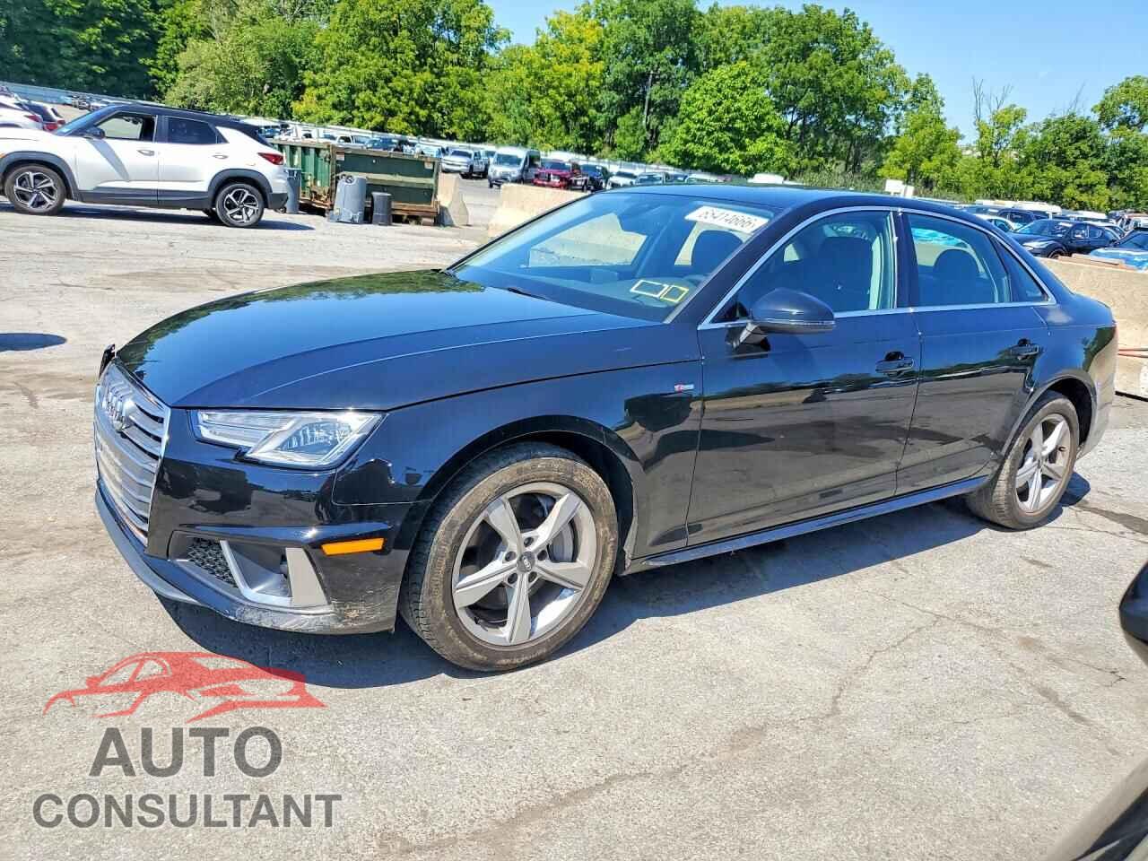 AUDI A4 2019 - WAUDNAF43KA042000