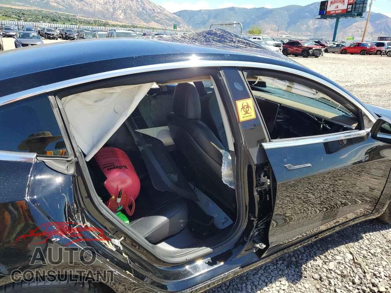 TESLA MODEL 3 2018 - 5YJ3E1EA8JF062691