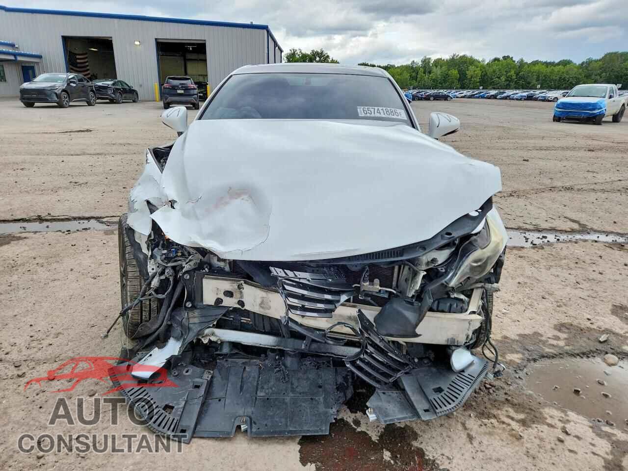 LEXUS IS 2014 - JTHCF1D26E5000963