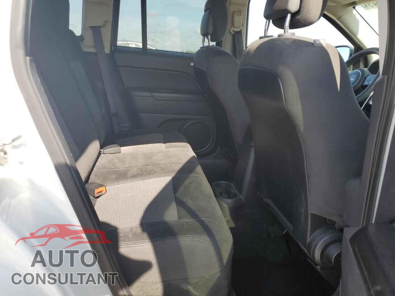 JEEP COMPASS 2015 - 1C4NJDBB8FD332407