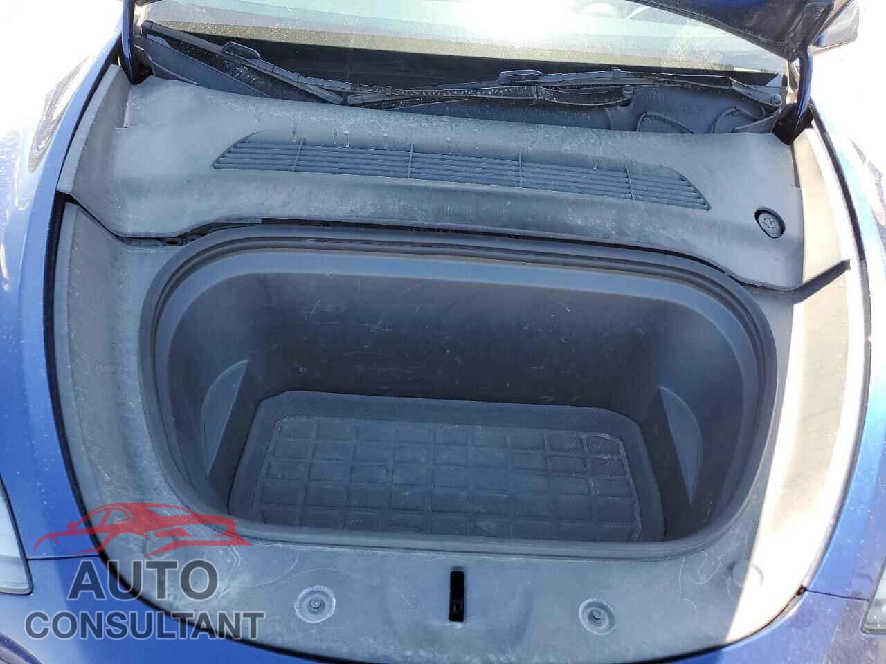 TESLA MODEL Y 2023 - 7SAYGAEE2PF964591