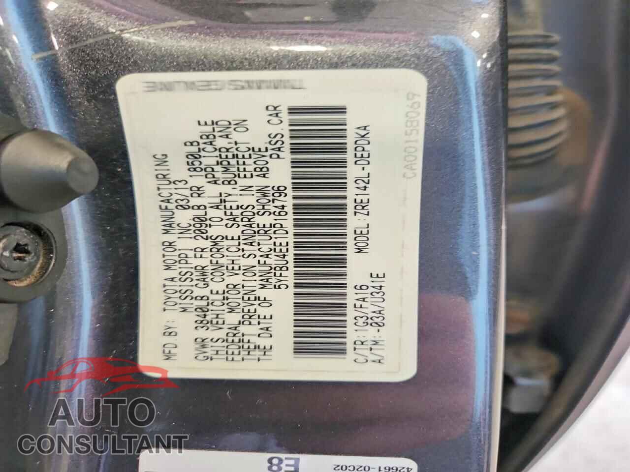 TOYOTA COROLLA 2013 - 5YFBU4EE1DP164796