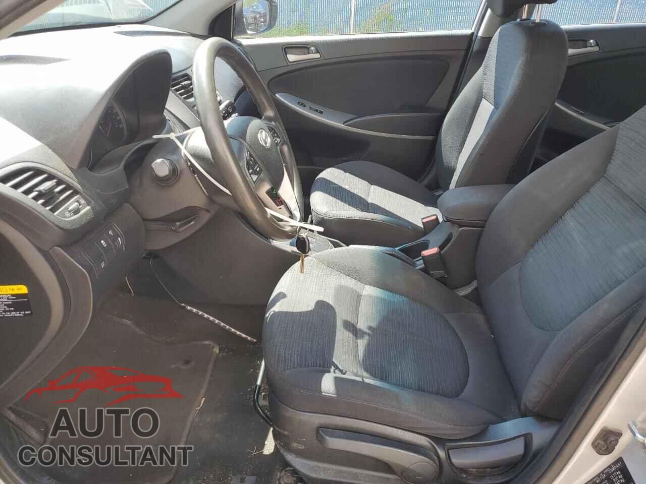 HYUNDAI ACCENT 2015 - KMHCT5AE5FU220291