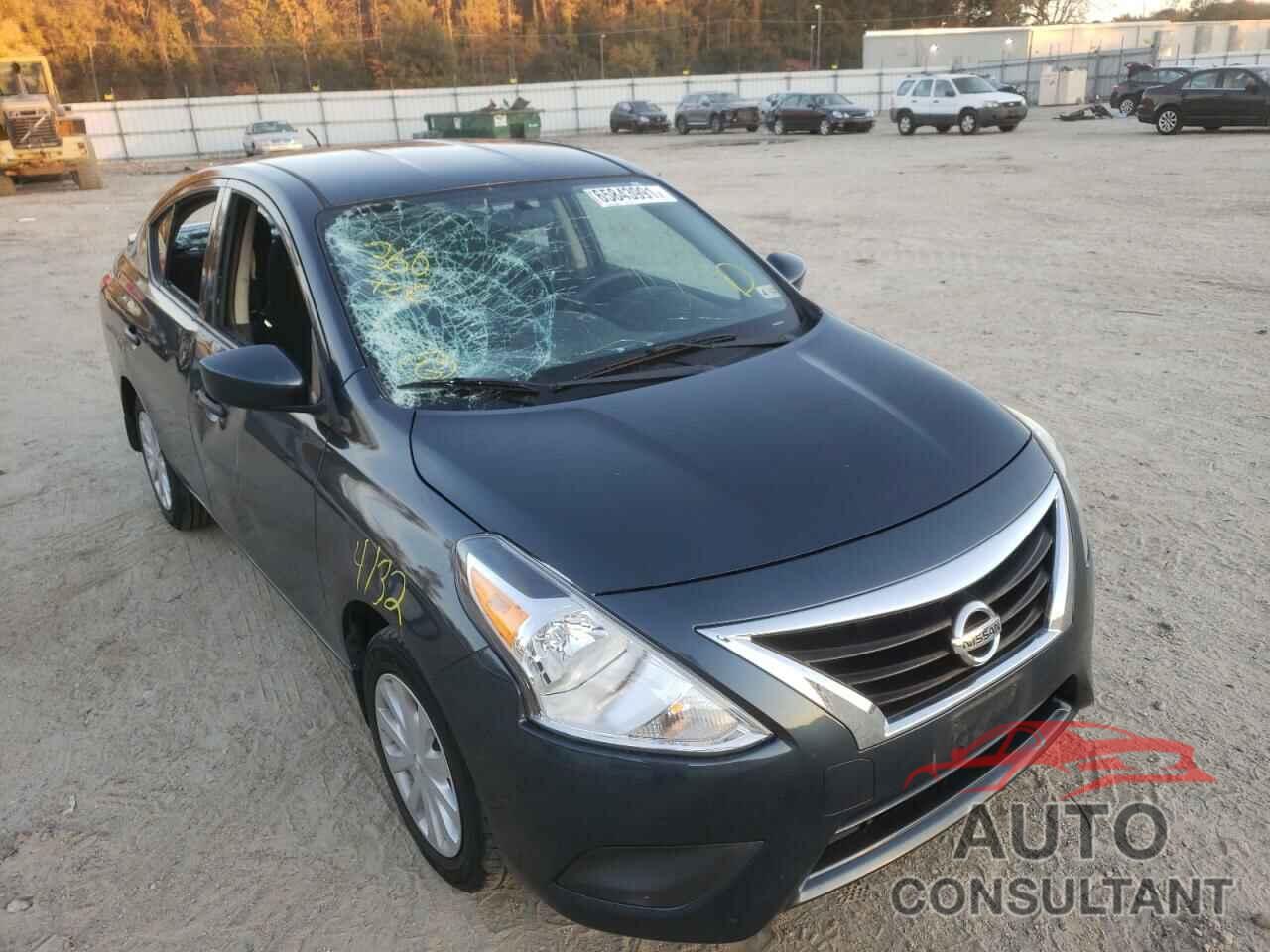 NISSAN VERSA 2017 - 3N1CN7AP4HL868698