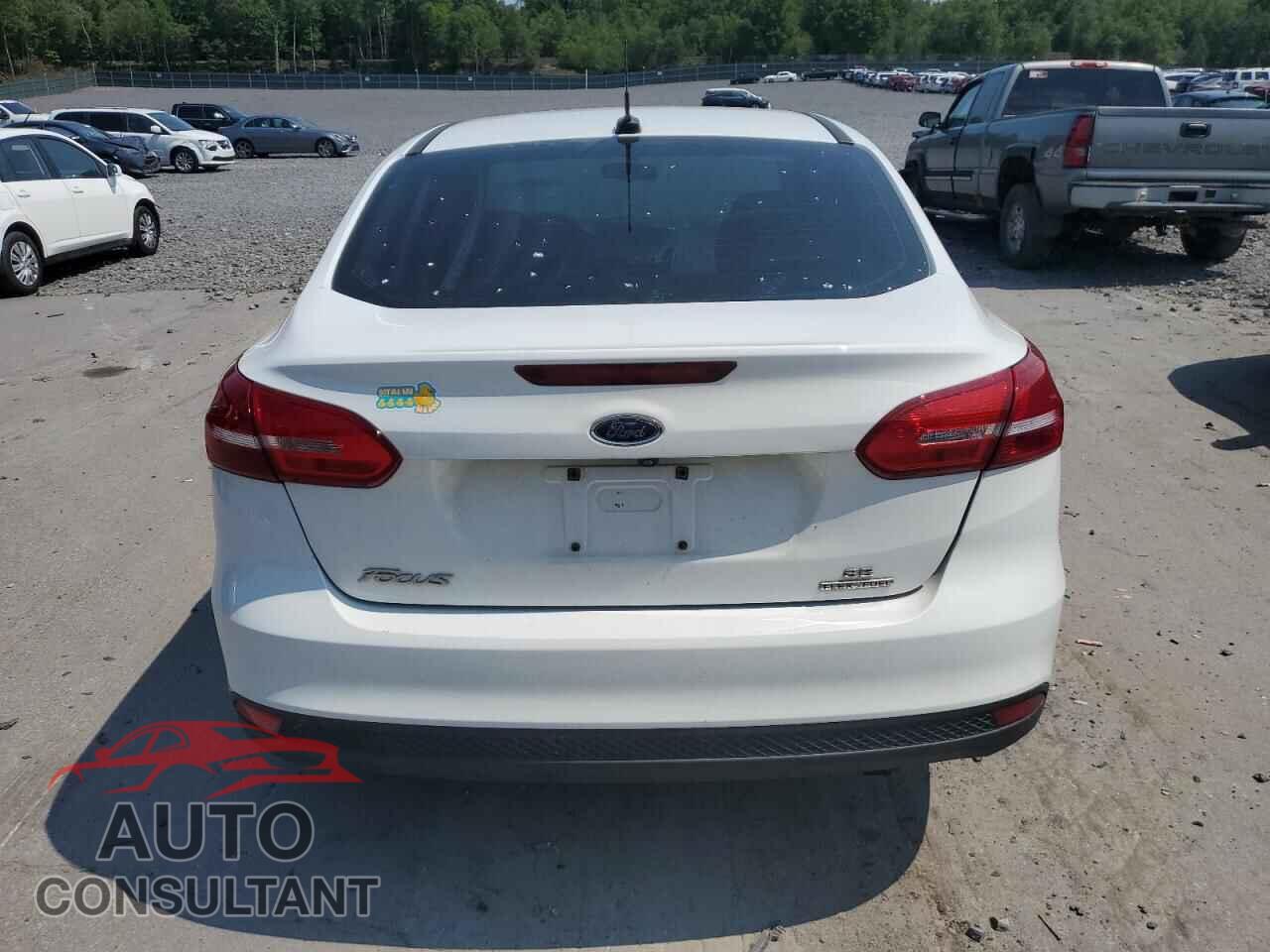 FORD FOCUS 2016 - 1FADP3F27GL261602
