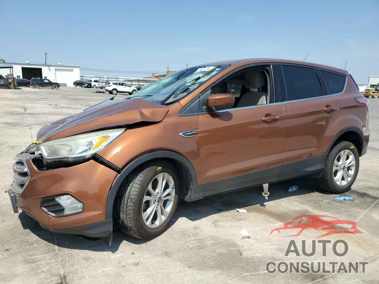 FORD ESCAPE 2017 - 1FMCU0GDXHUA54089