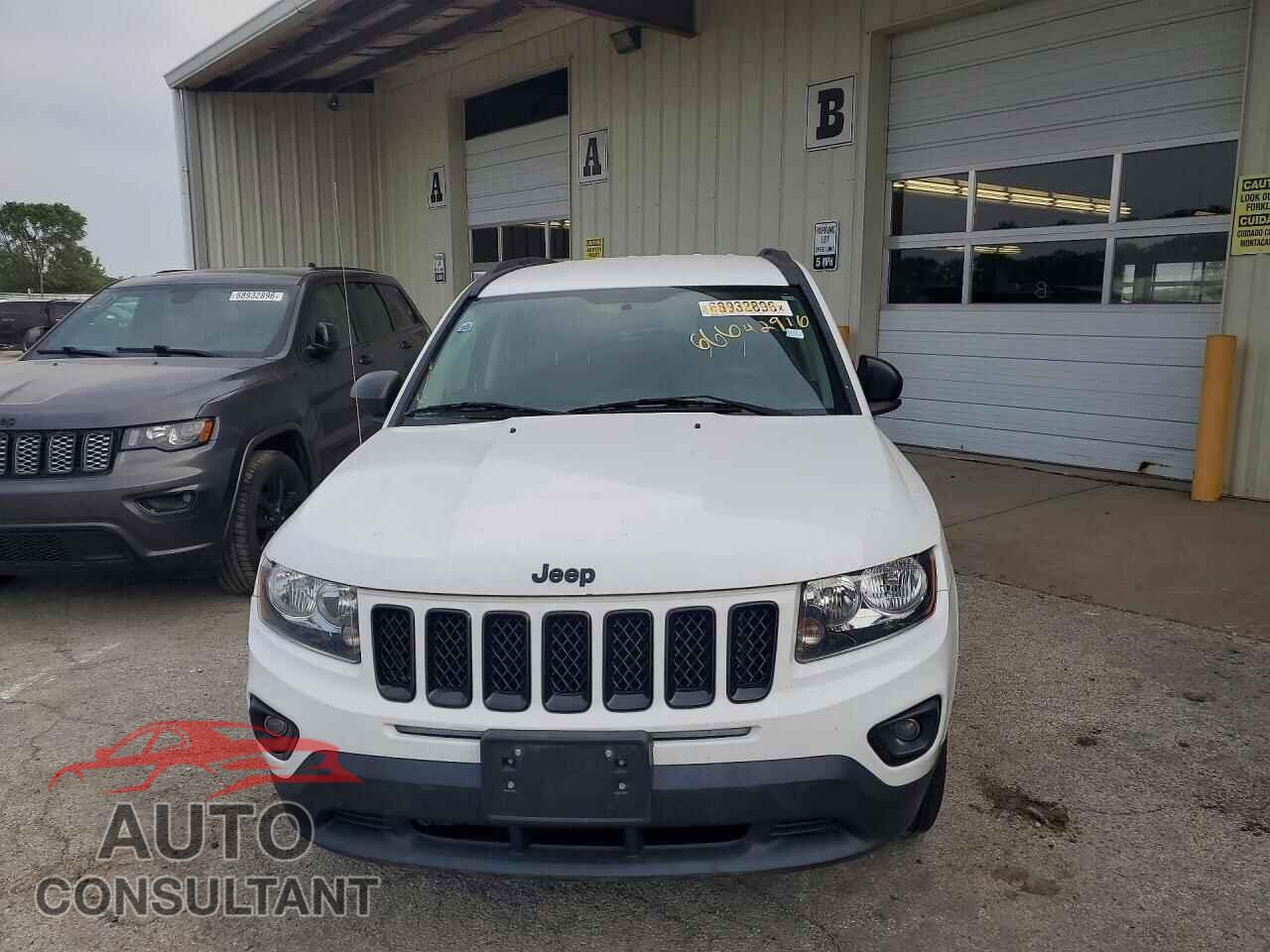 JEEP COMPASS 2015 - 1C4NJCBAXFD367645