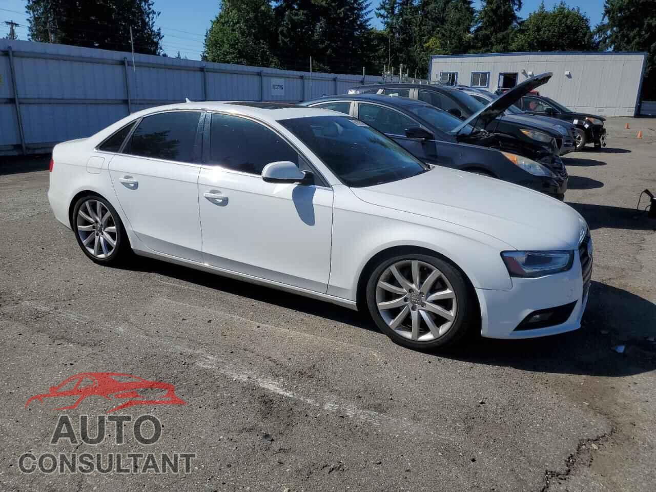 AUDI A4 2013 - WAUFFAFL8DN045953