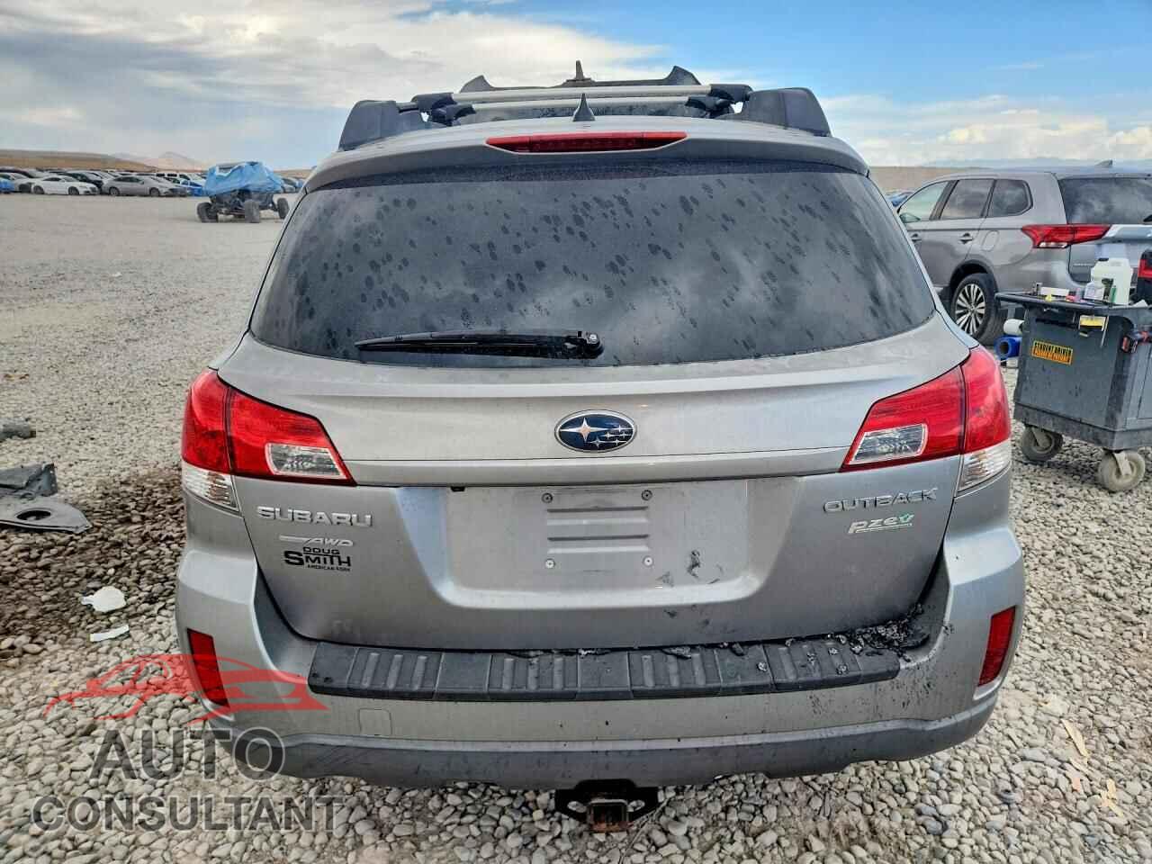 SUBARU OUTBACK 2011 - 4S4BRBKC7B3348859