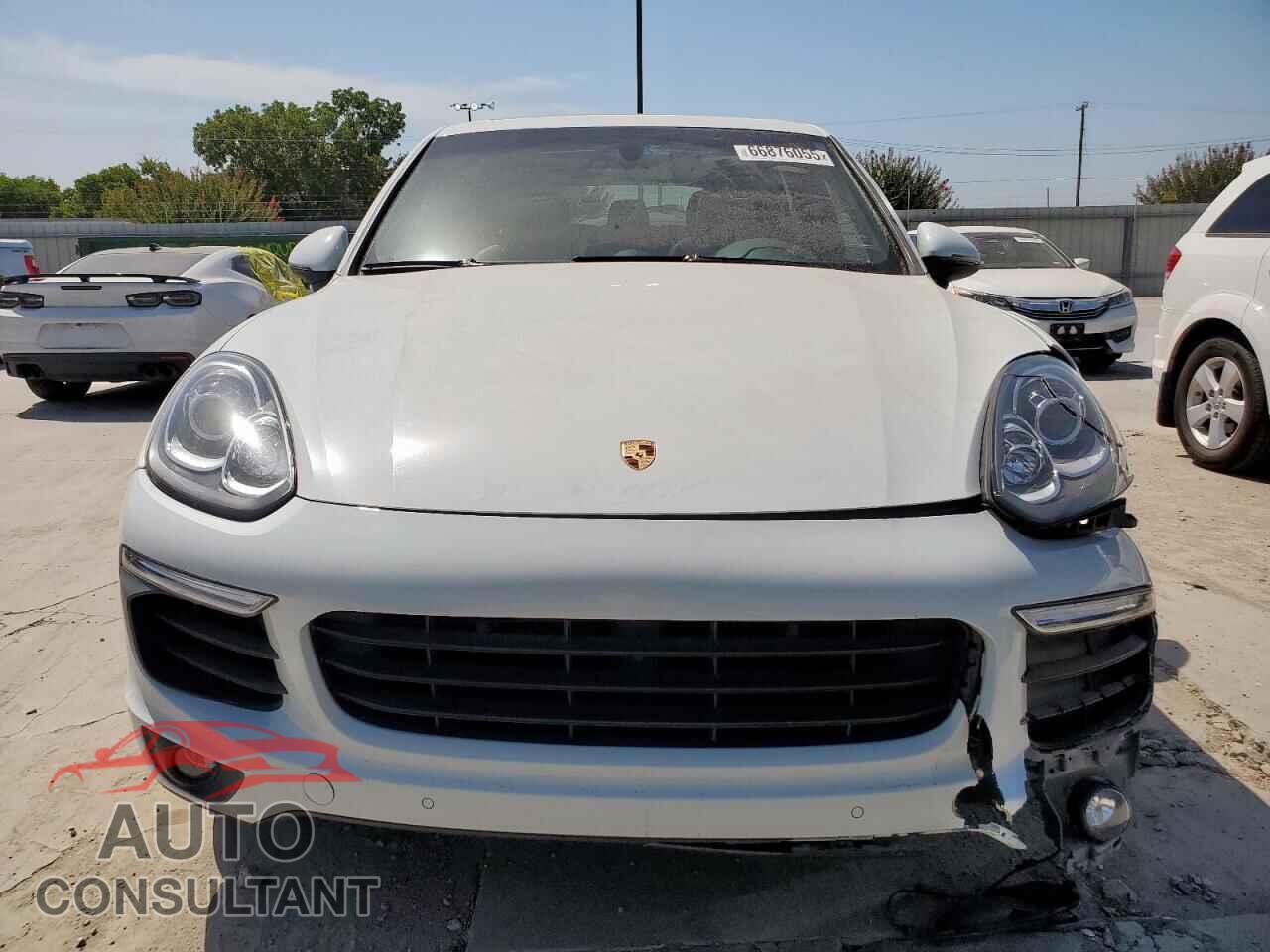 PORSCHE CAYENNE 2016 - WP1AE2A21GLA18354