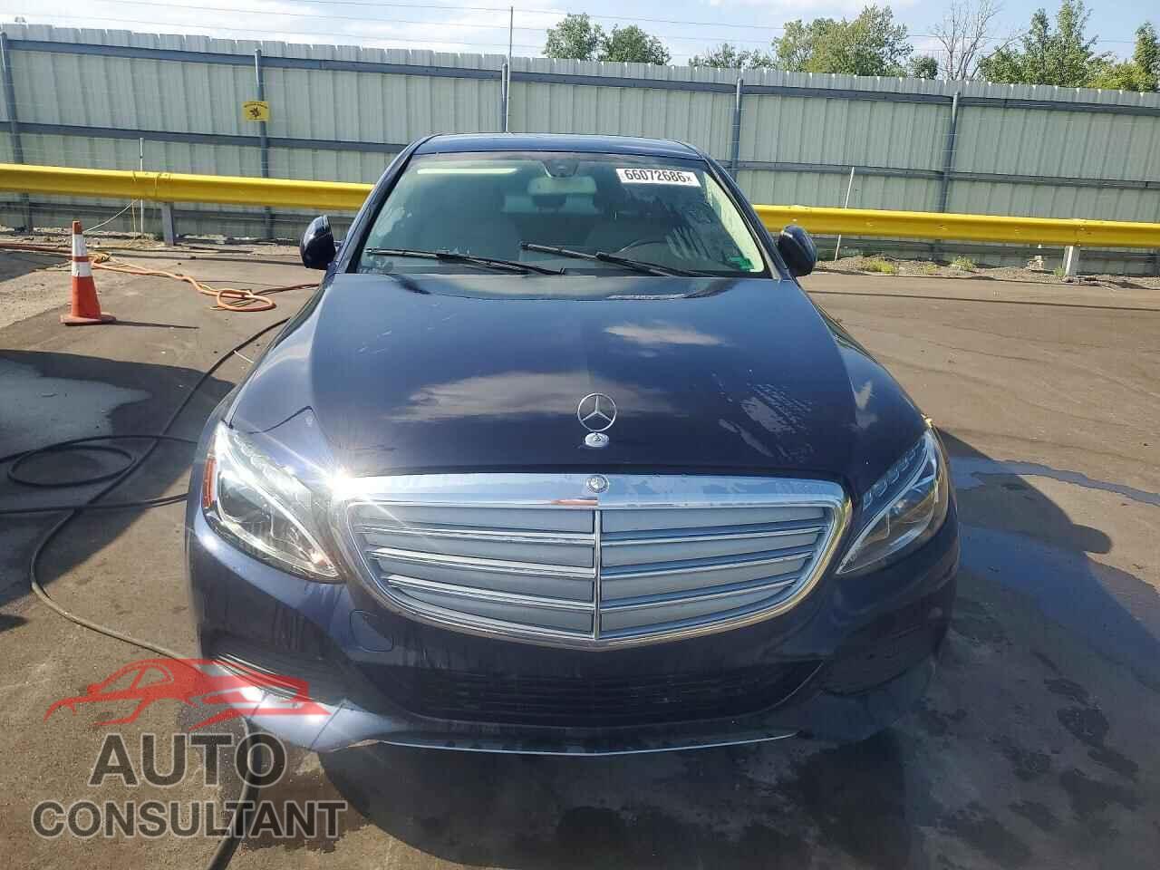 MERCEDES-BENZ C-CLASS 2015 - 55SWF4KB3FU034604