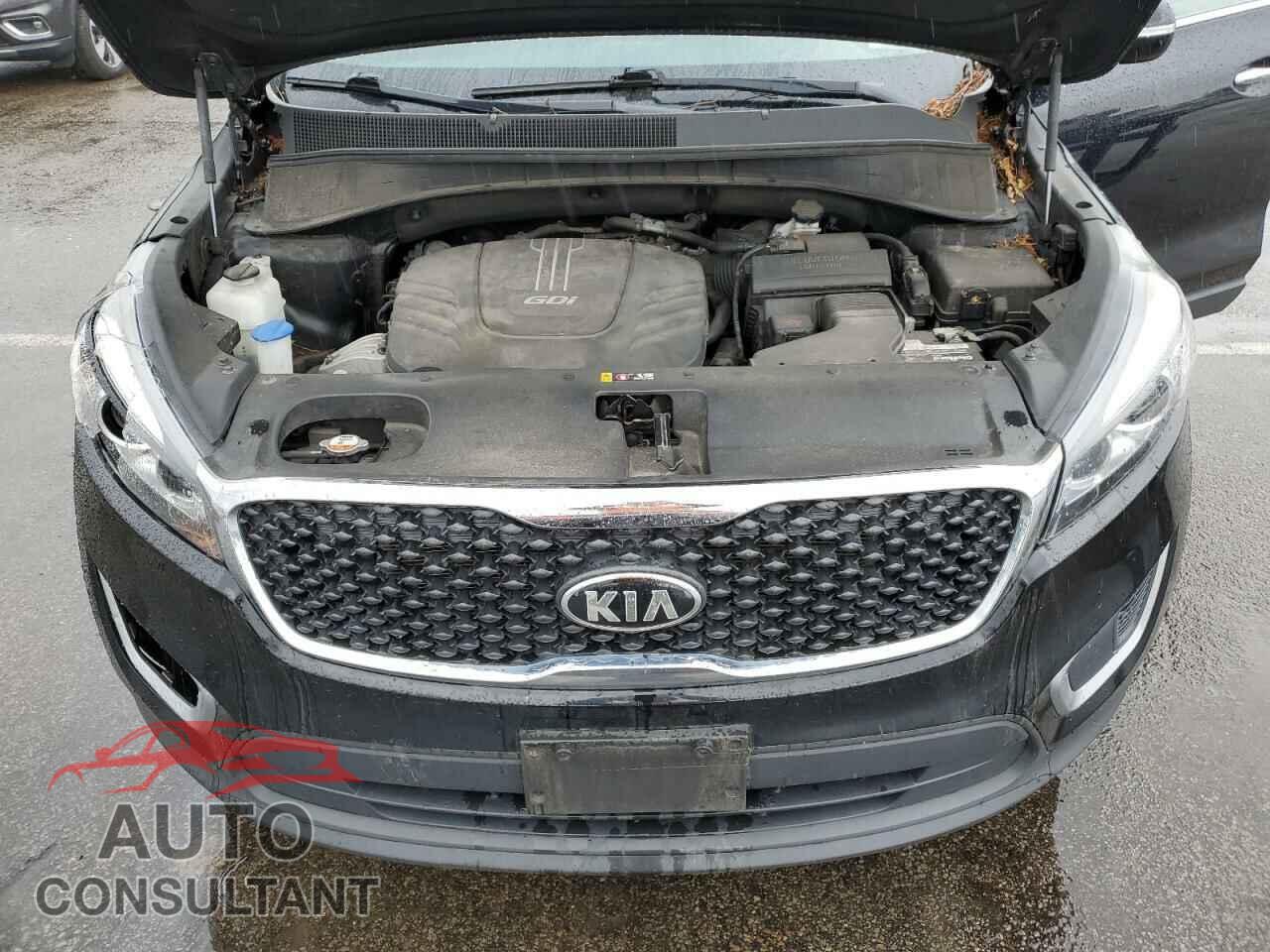 KIA SORENTO 2017 - 5XYPGDA58HG209813