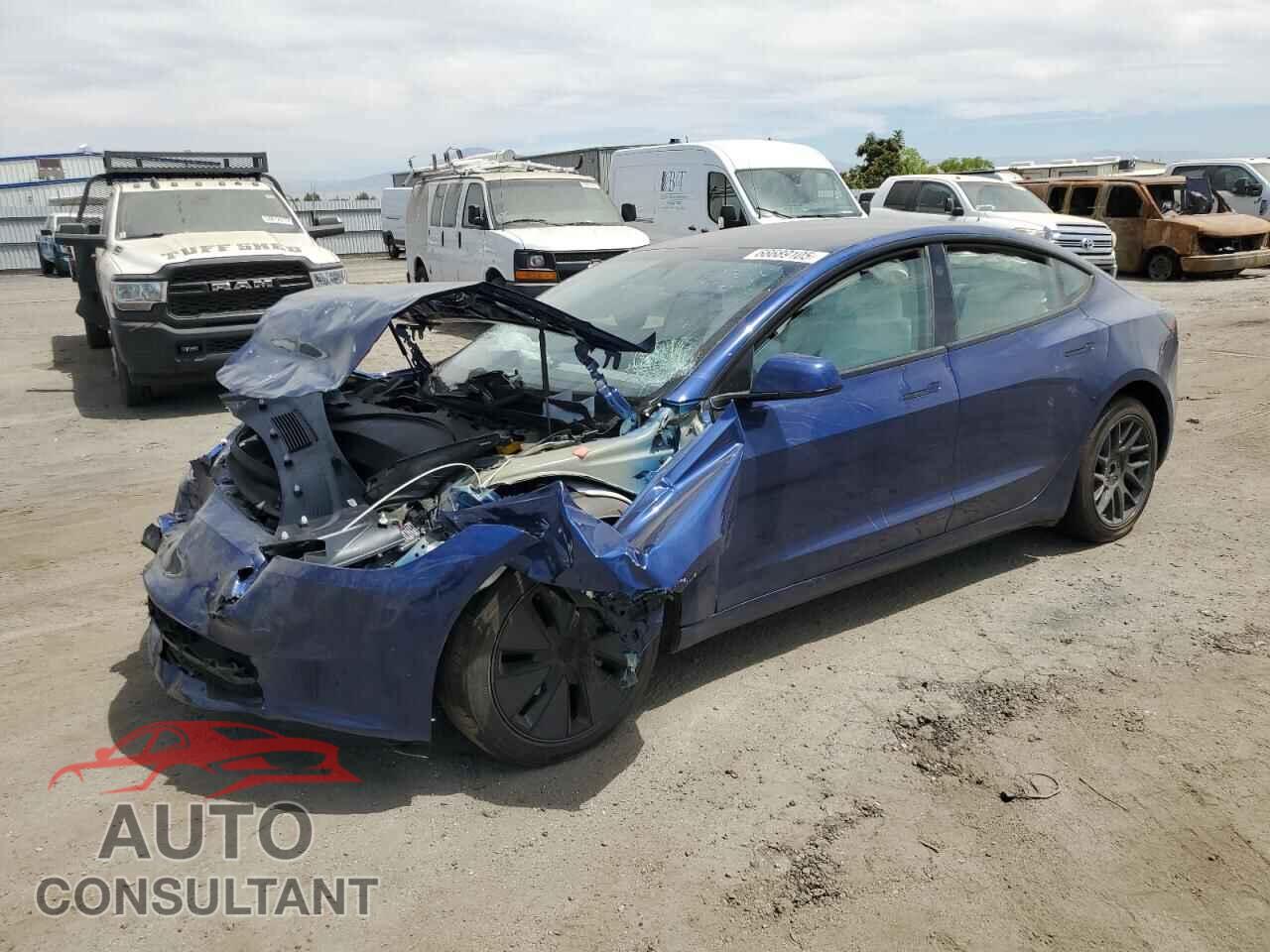 TESLA MODEL 3 2024 - 5YJ3E1EA1RF860042