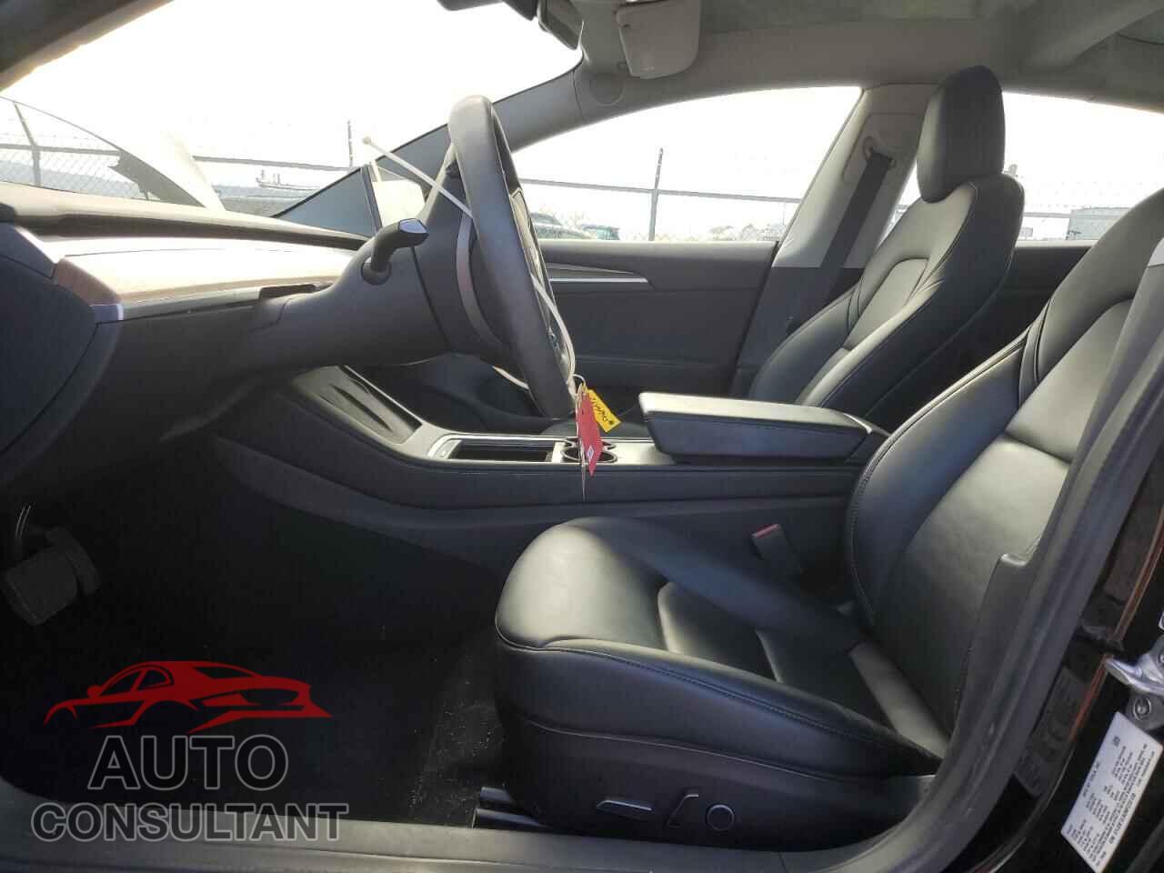 TESLA MODEL 3 2022 - 5YJ3E1EA0NF235108