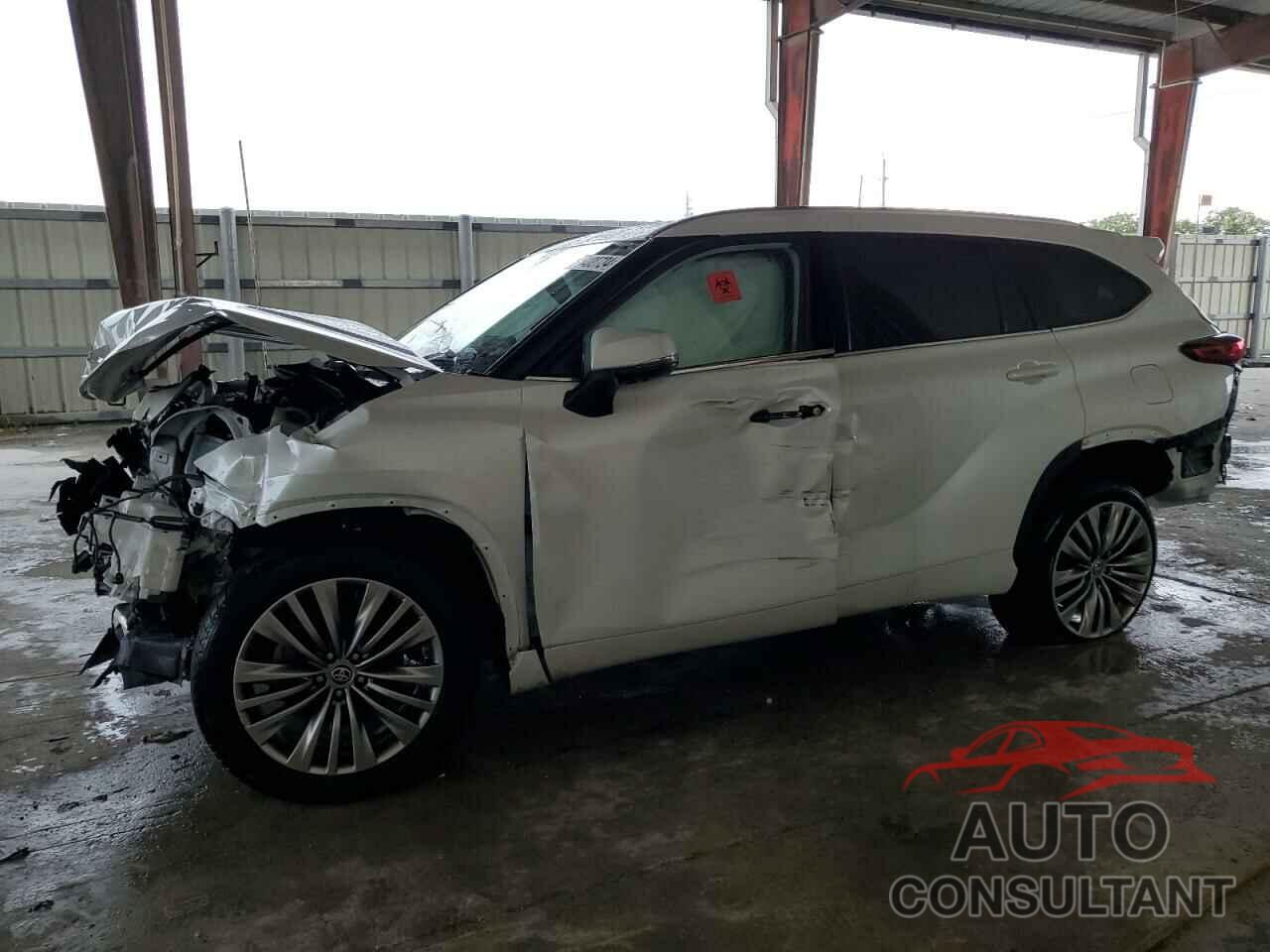 TOYOTA HIGHLANDER 2022 - 5TDFARAH0NS015022