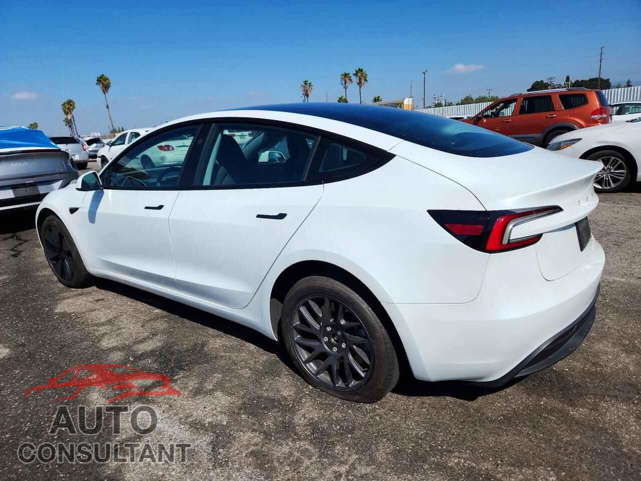 TESLA MODEL 3 2025 - 5YJ3E1EA2SF006036