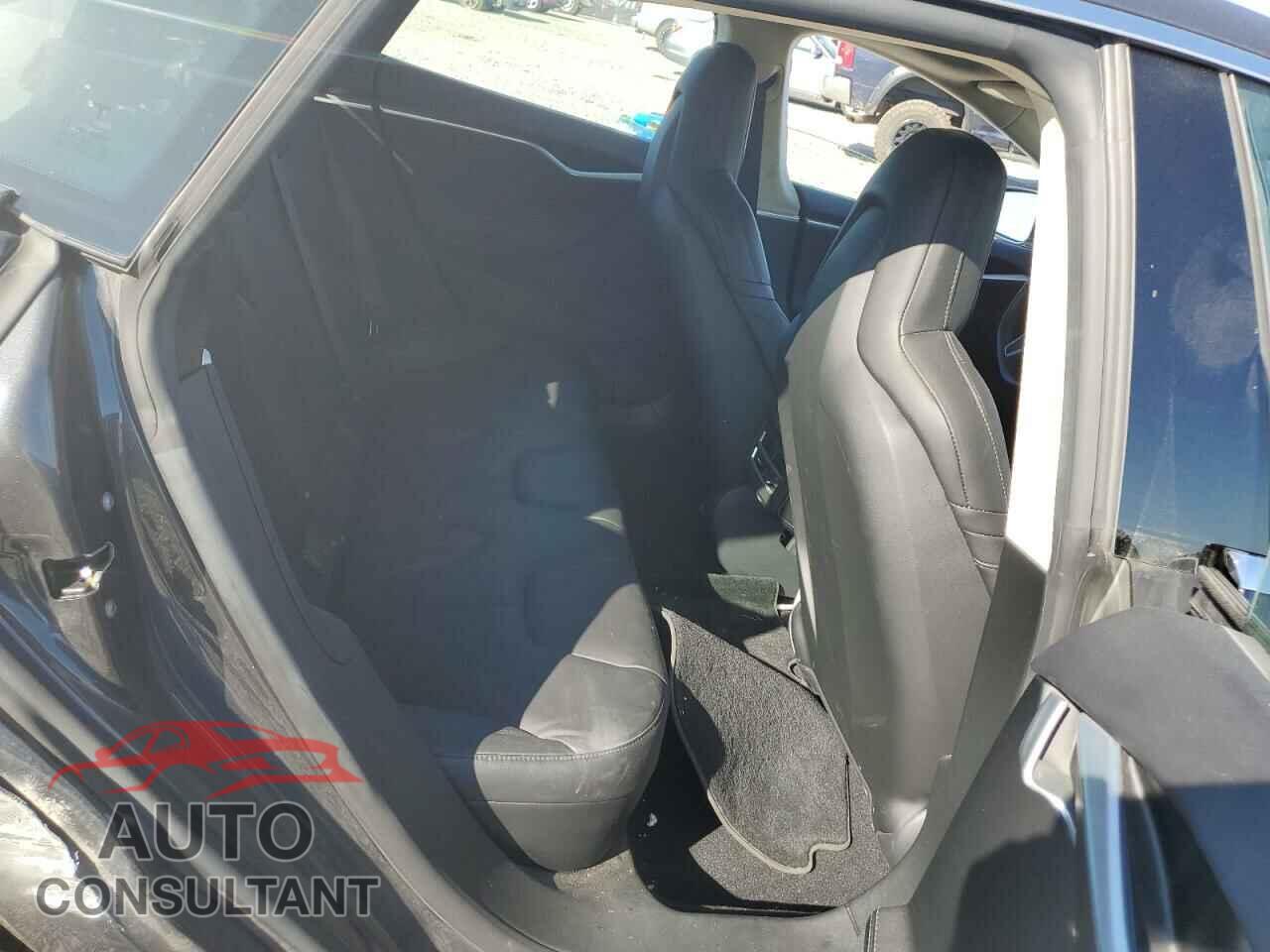 TESLA MODEL S 2016 - 5YJSA1E29GF145202
