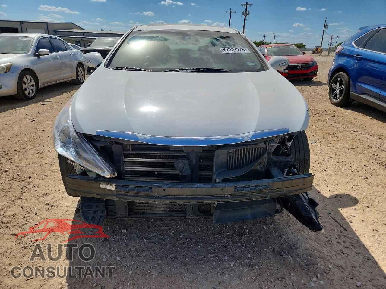 HYUNDAI SONATA 2011 - 5NPEC4AB5BH267919