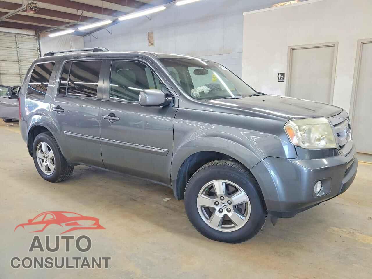 HONDA PILOT 2011 - 5FNYF4H40BB037604