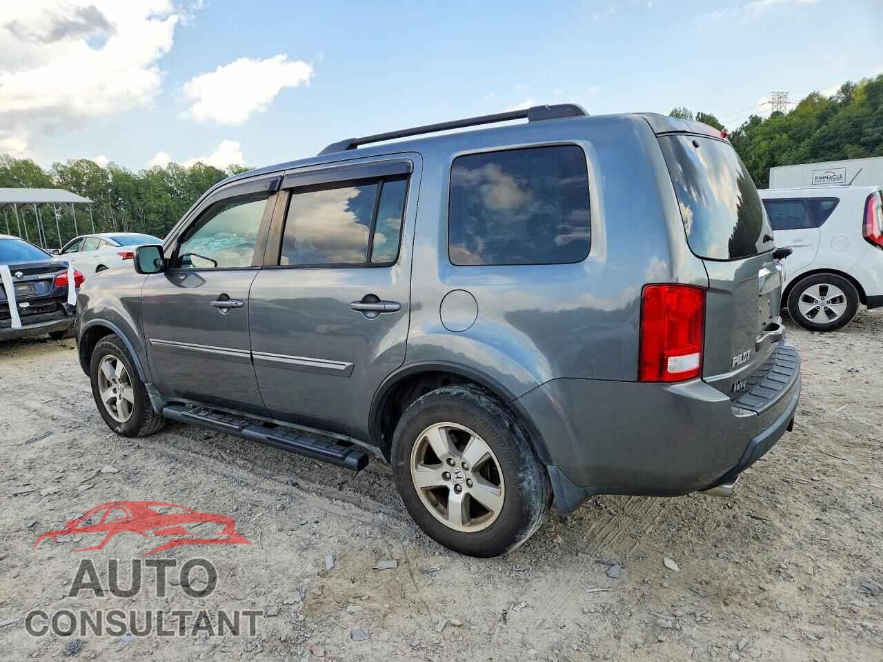 HONDA PILOT 2011 - 5FNYF4H75BB001577