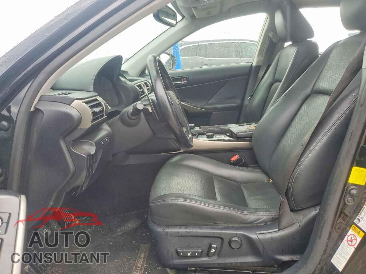LEXUS IS 2014 - JTHBF1D28E5035032