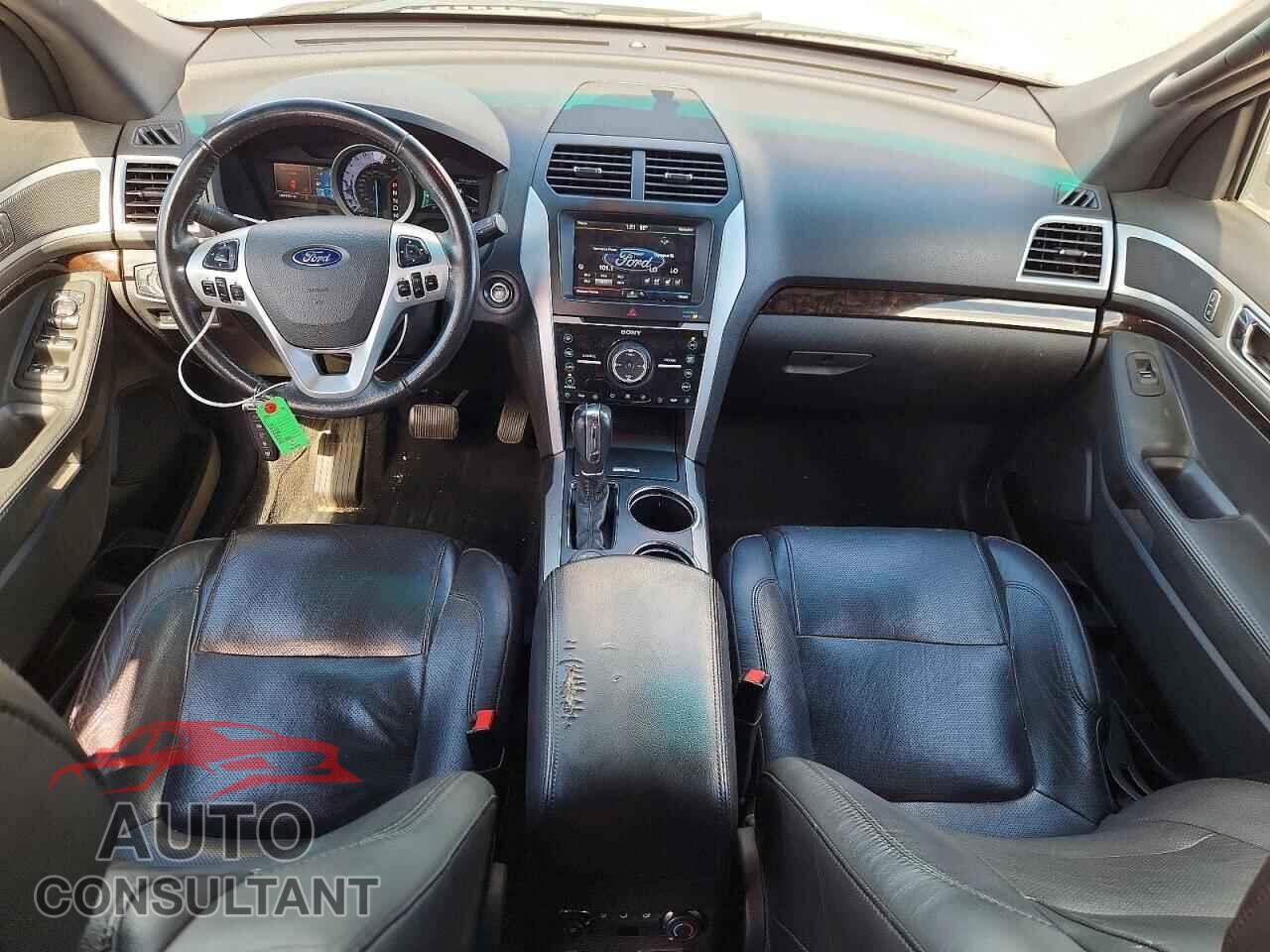 FORD EXPLORER 2011 - 1FMHK8F89BGA11447