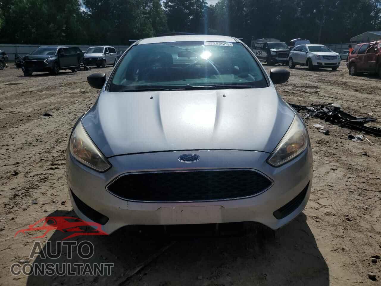 FORD FOCUS 2017 - 1FADP3E21HL302180