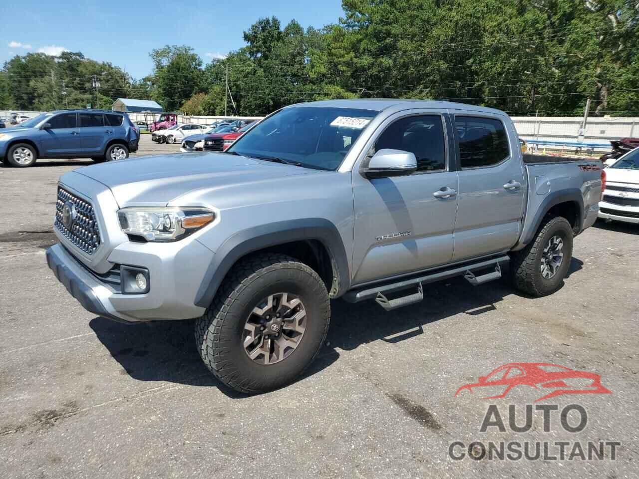 TOYOTA TACOMA 2018 - 5TFAZ5CN7JX059585