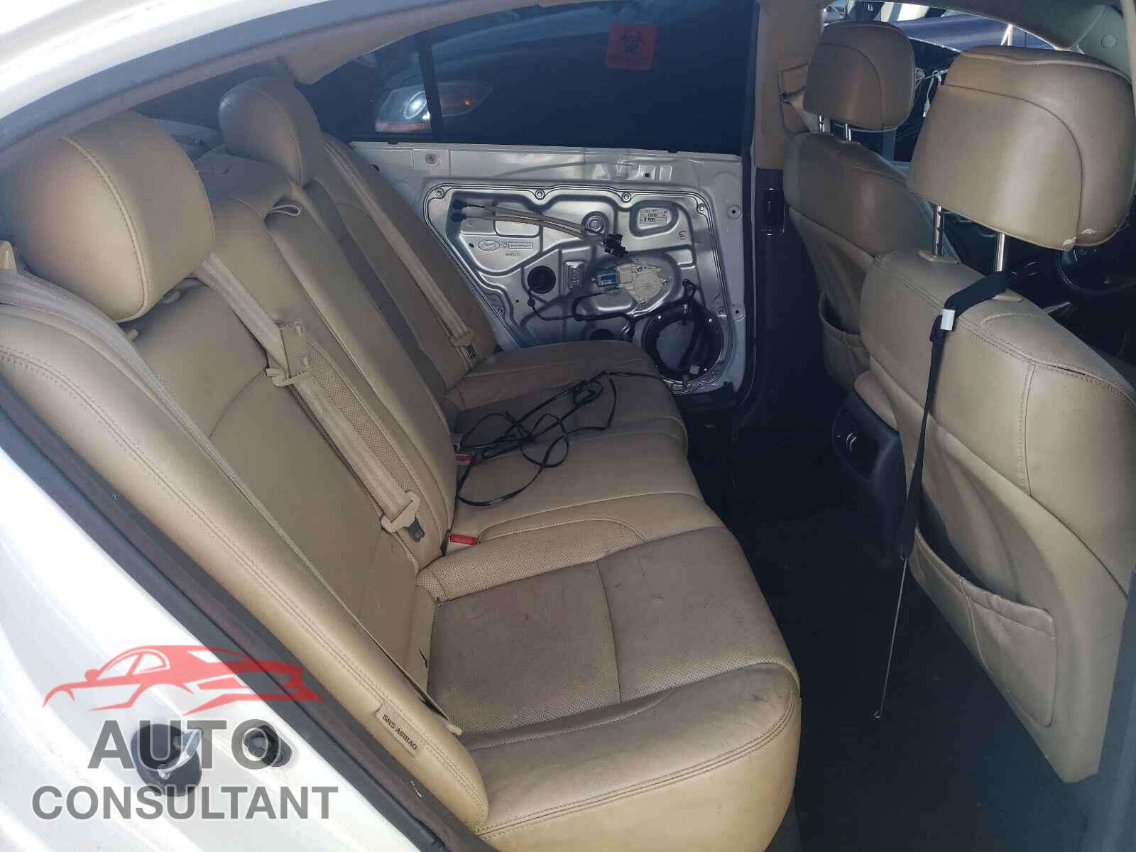 HYUNDAI GENESIS 2013 - KMHGC4DD4DU210203