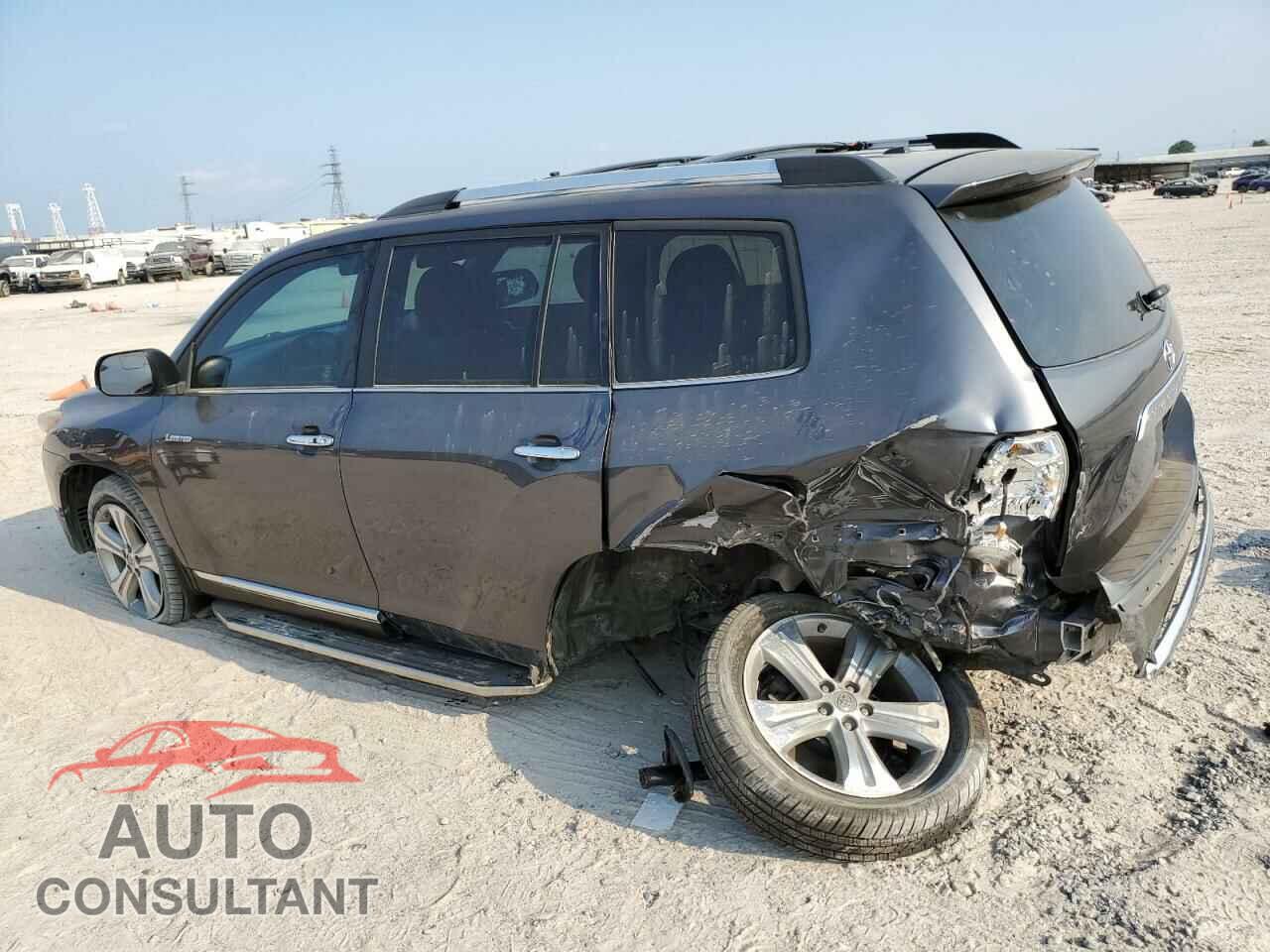 TOYOTA HIGHLANDER 2013 - 5TDYK3EH8DS119401