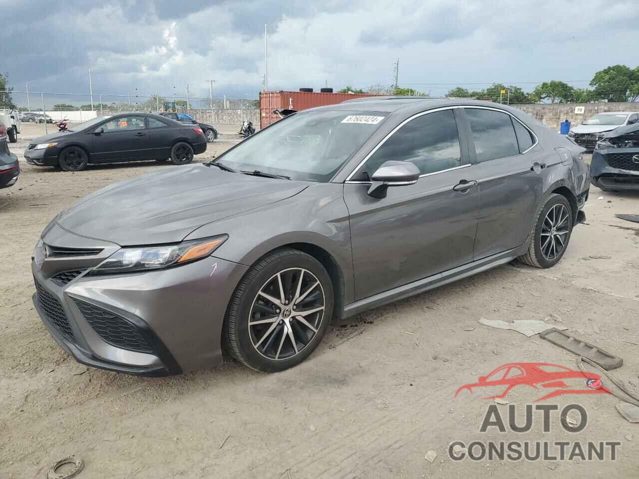 TOYOTA CAMRY 2021 - 4T1T11AK3MU598336