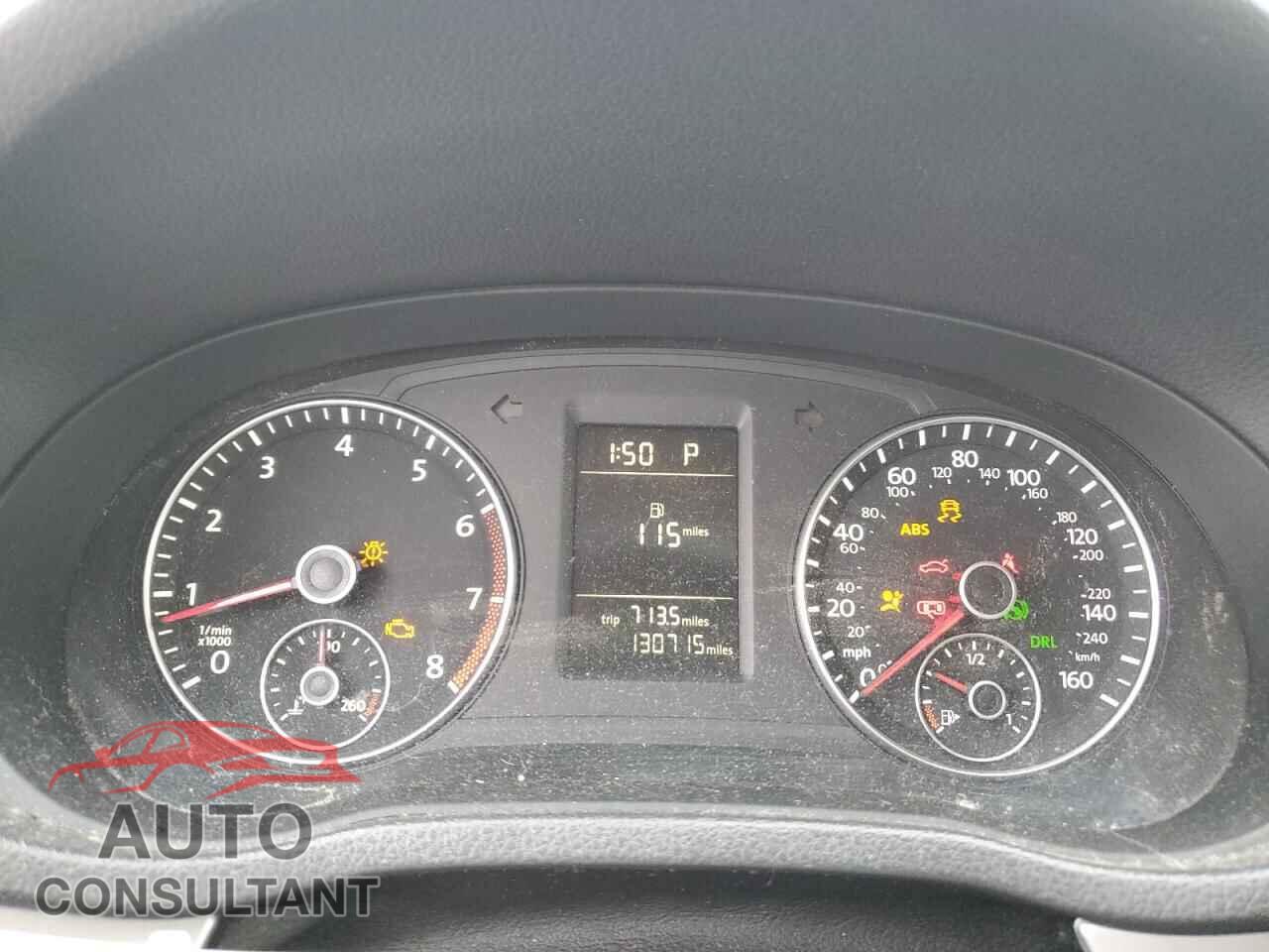 VOLKSWAGEN PASSAT 2014 - 1VWAT7A31EC026302