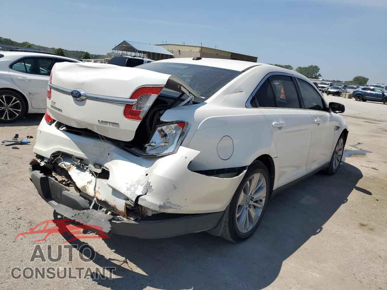 FORD TAURUS 2010 - 1FAHP2FW1AG168413