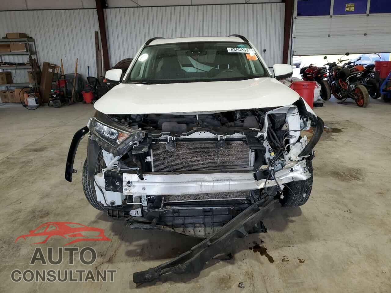 TOYOTA RAV4 2019 - JTMP1RFV7KD020020