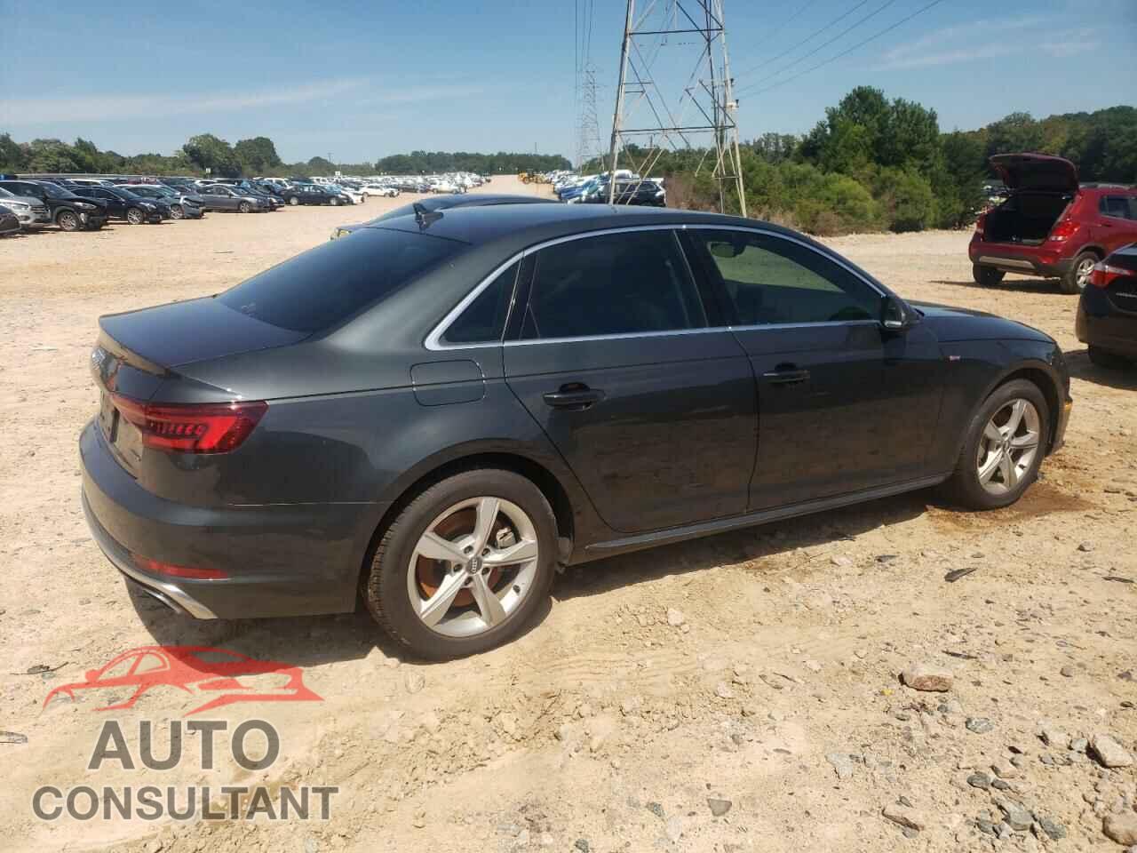 AUDI A4 2019 - WAUDNAF48KA030893
