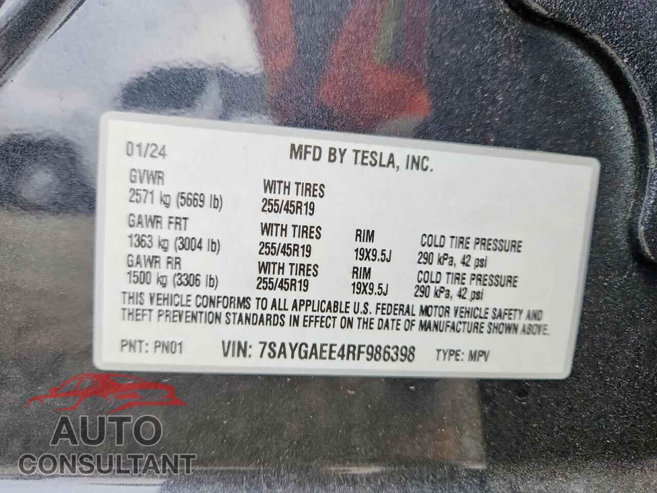 TESLA MODEL Y 2024 - 7SAYGAEE4RF986398
