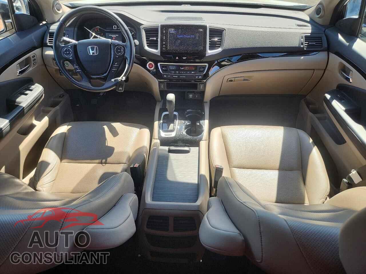 HONDA RIDGELINE 2017 - 5FPYK3F77HB019135