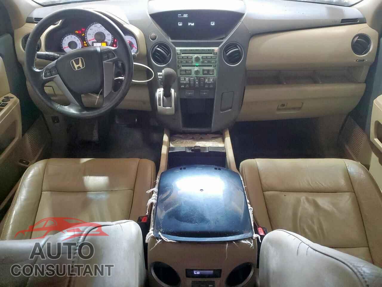 HONDA PILOT 2011 - 5FNYF3H66BB043290